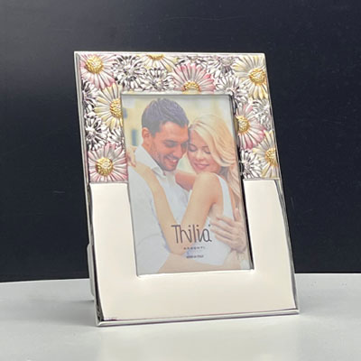 Cornici in argento: Cornice con Margherite Colorate in Agento